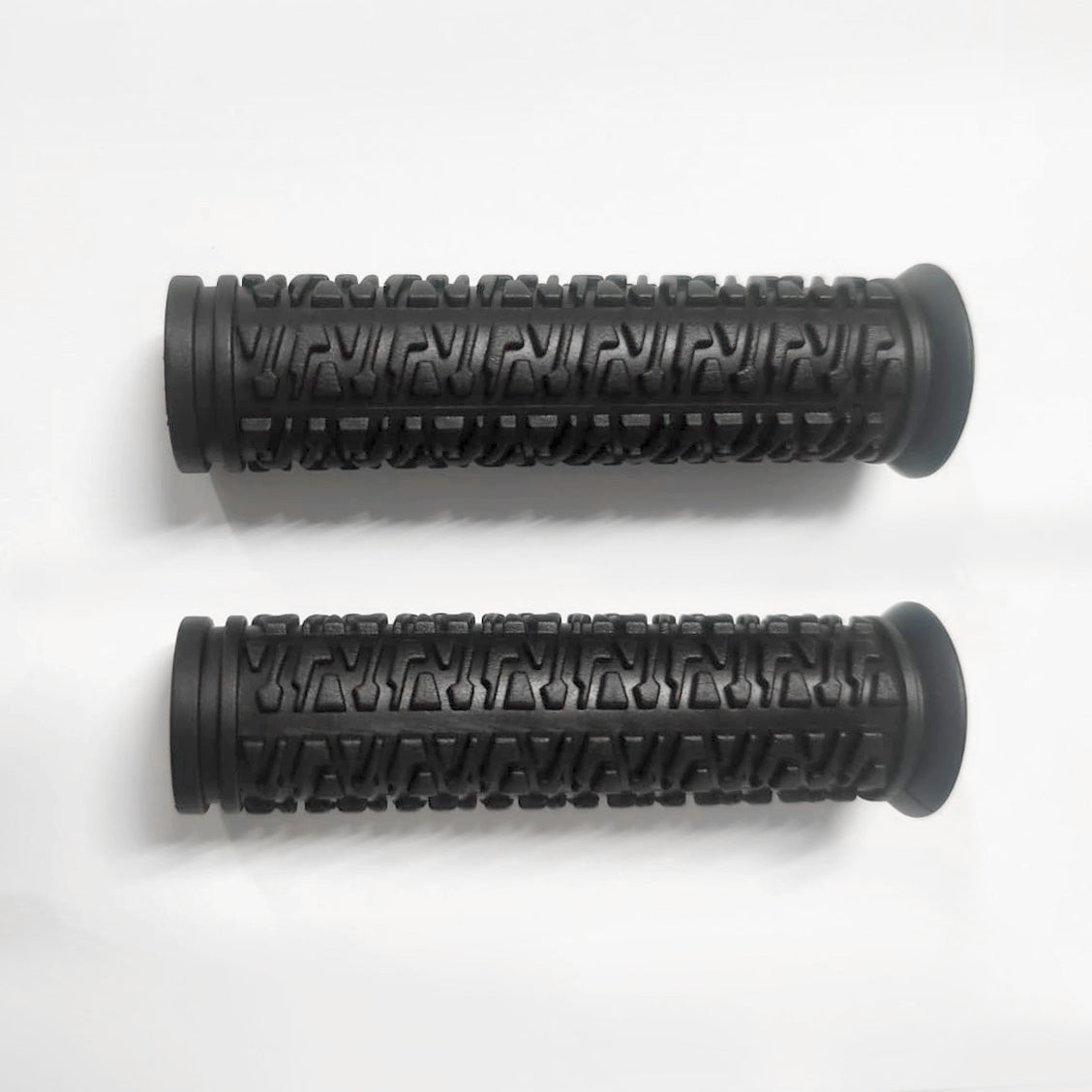 Apollo - CZĘŚĆ ZAMIENNA - Uchwyt do hulajnogi stunt / uchwyty - 110 mm - czarny -