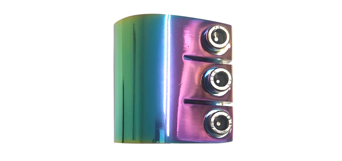 Apollo - CZĘŚĆ ZAMIENNA - Zacisk kierownicy do hulajnogi stunt / zacisk - 3 śruby - RAINBOW -