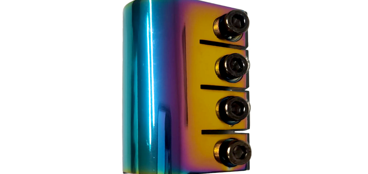 Apollo - CZĘŚĆ ZAMIENNA - Zacisk kierownicy do hulajnogi stunt / zacisk - 4 śruby - RAINBOW -