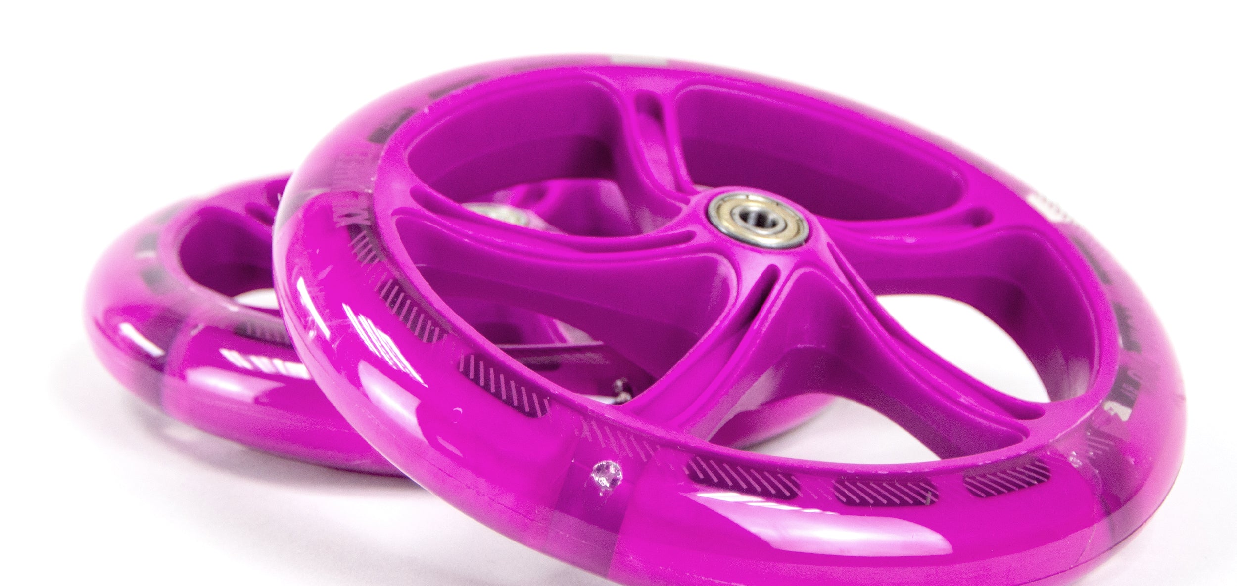 Apollo - 200 mm zestaw zapasowych kół do City Scooter - Phantom / Spectre - LED Różowy Transparent