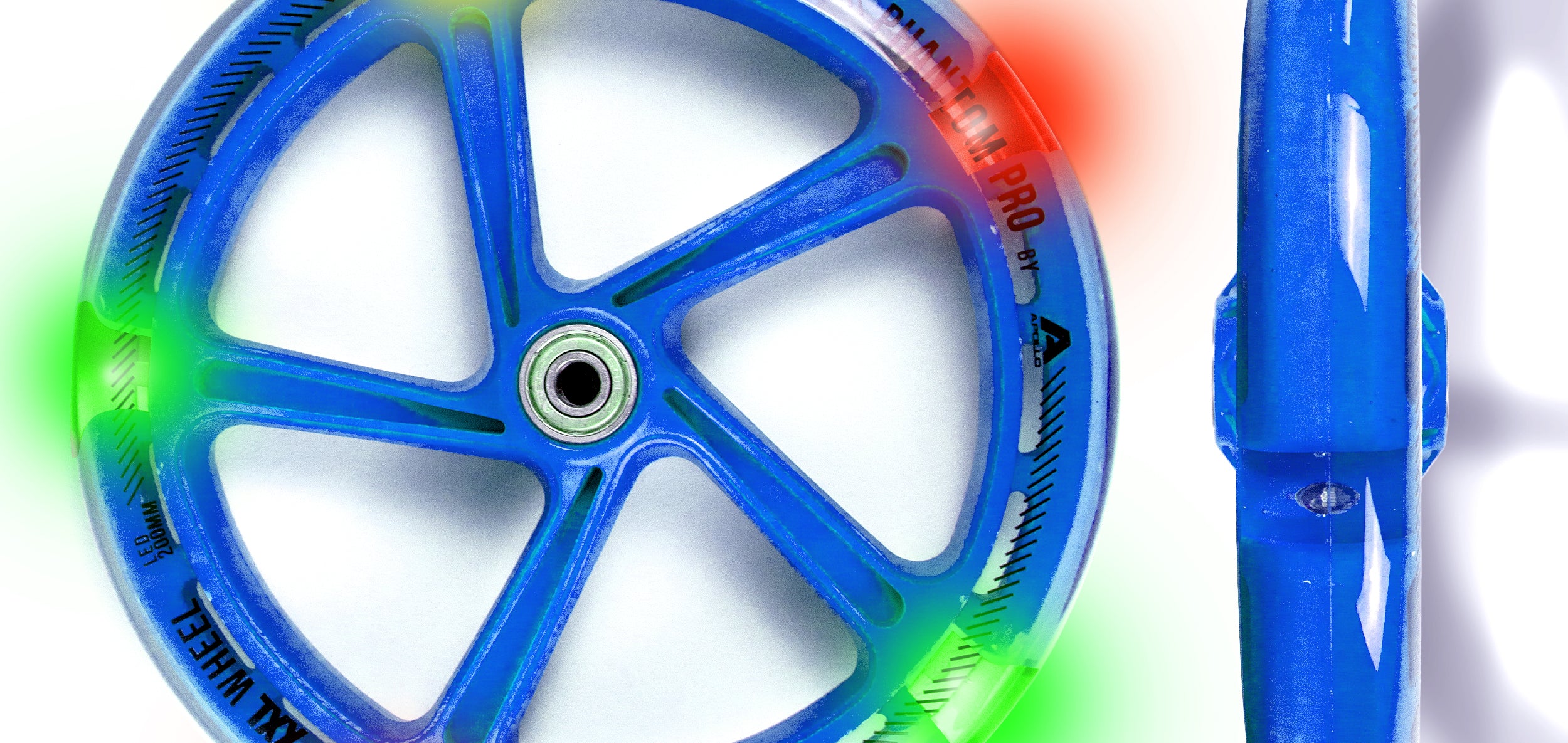 Apollo - 200 mm zestaw zapasowych kół do City Scooter - Phantom / Spectre - LED Niebieski Transparent